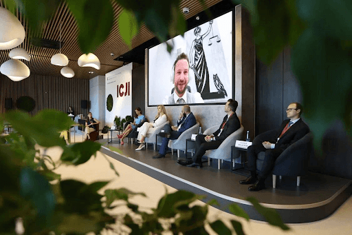 Дискуссионная панель ПМЮФ 2022: "Венчурные инвестиции. Особенности правового регулирования в России”