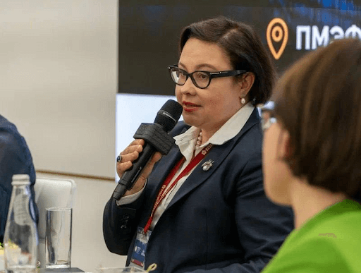 Дискуссионная панель ПМЭФ 2022: «Пульс цифровизации: люди и технологии»